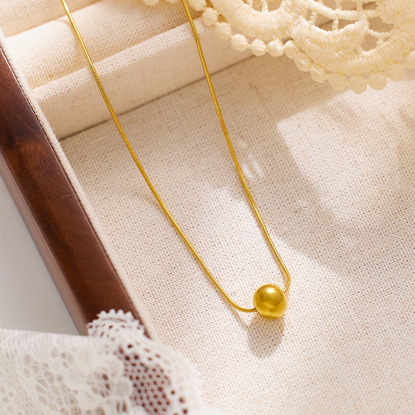 Golden Pearl Necklace | Timeless & Minimalist