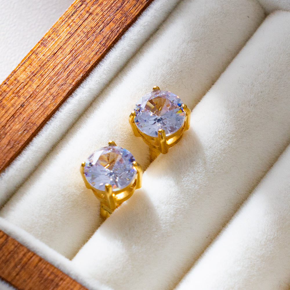 Celestial Spark Round Stud Earrings | Hypoallergenic & Fade-Resistant